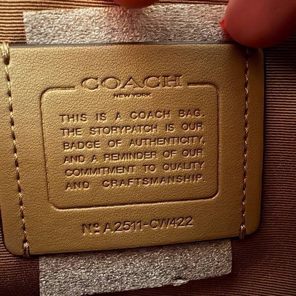 NWT COACH Georgia Satchel in Brown - Picture 8 of 8